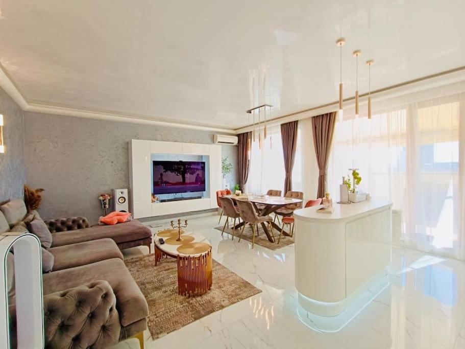 Spacious Prestige Penthouse Варна Екстер'єр фото