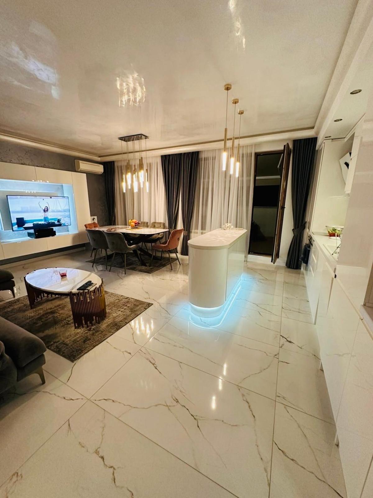 Spacious Prestige Penthouse Варна Екстер'єр фото