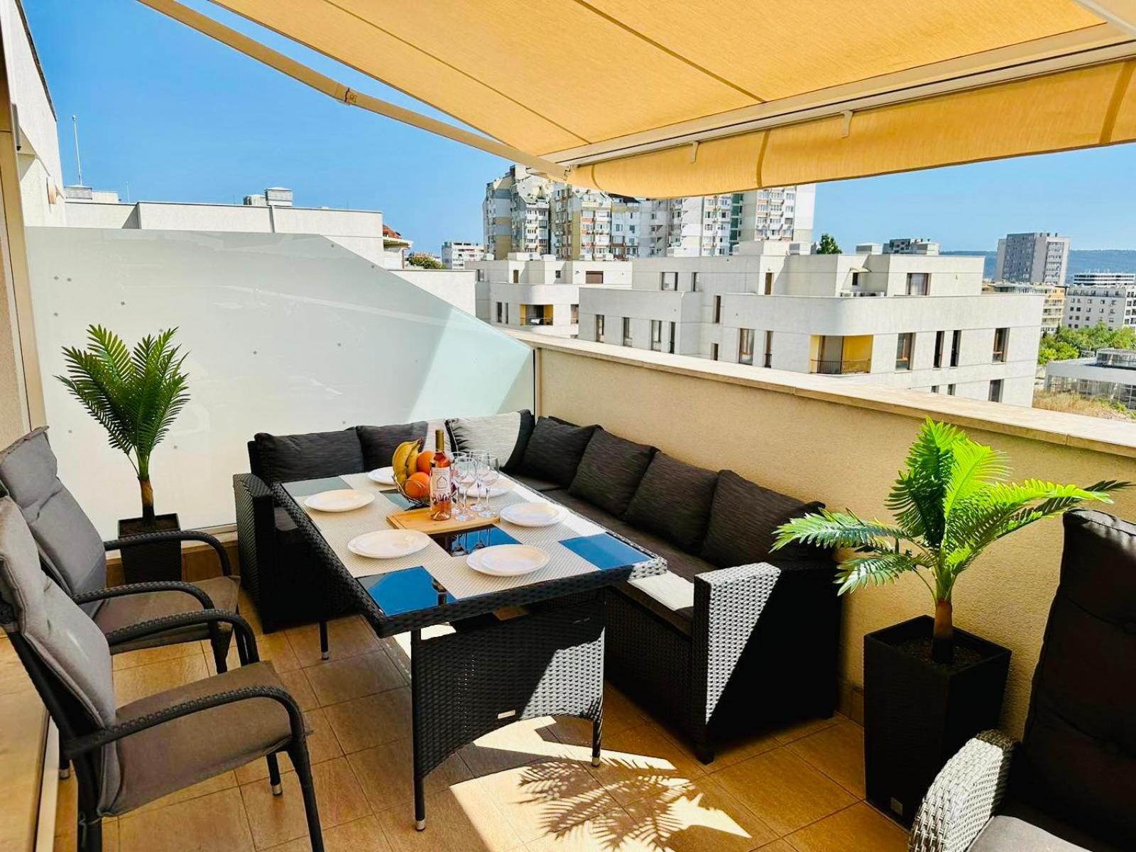 Spacious Prestige Penthouse Варна Екстер'єр фото